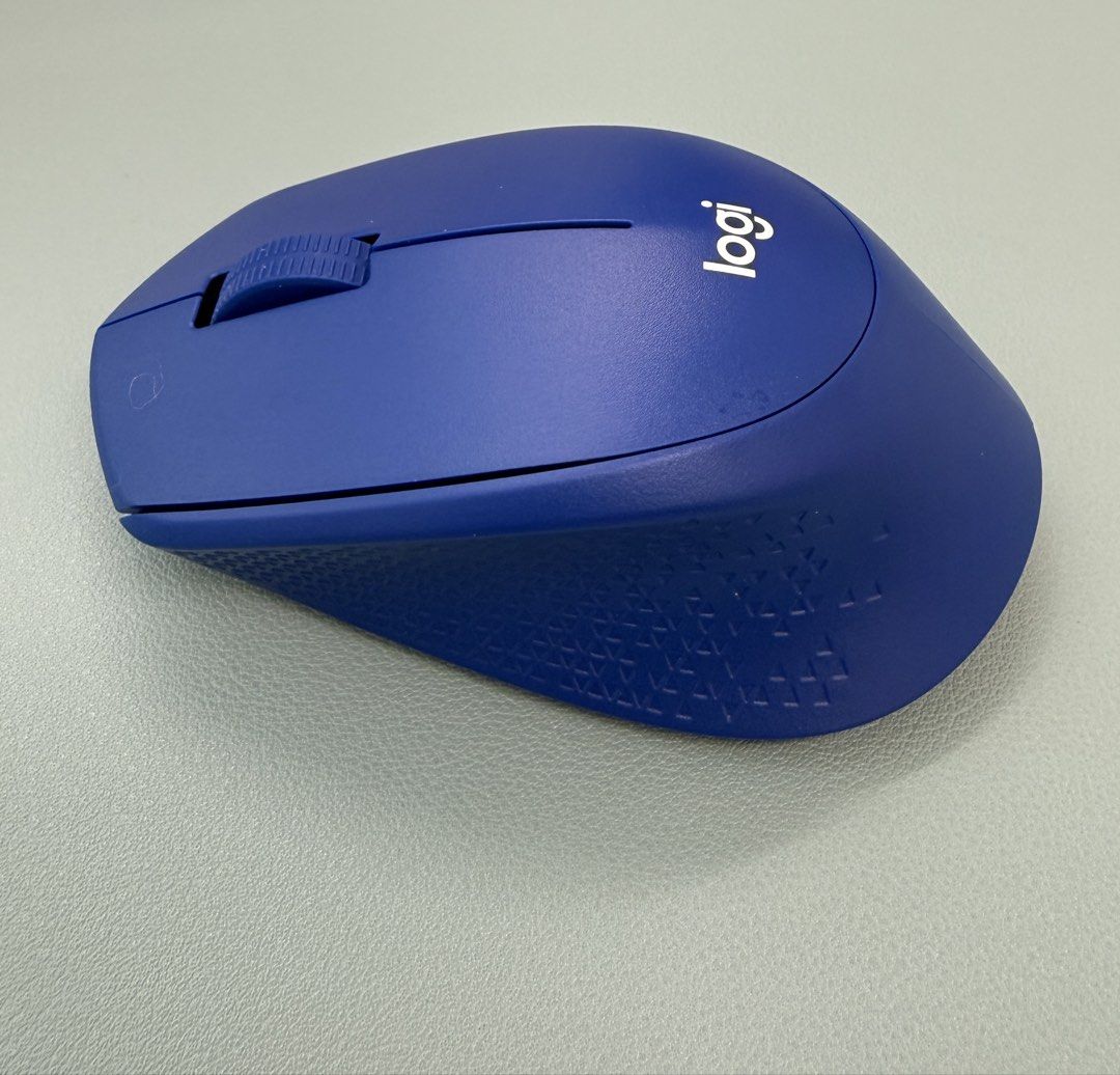 Logitech wireless mouse （分類：電腦滑鼠及相關產品）位於 Hong Kong。 由 kamister 提交（商品編號 1467961897，圖片 1）。簡介： 。