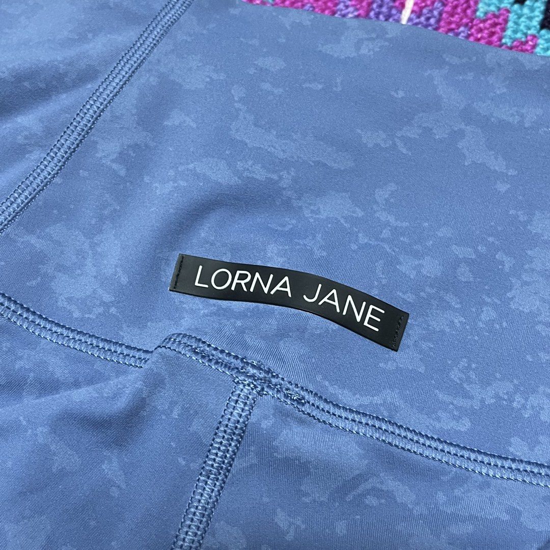 Lorna Jane Blue Active Leggings (Category: Activewear) located in Dagupan City. Submitted by vernzkee (Listing ID 1467871643, Image 2). Description: - Brand: Lorna Jane - Color: Blue with subtle pattern - Fit: High waistband with supportive stitching - Fabric: Durable athletic material - Best for: Workouts, yoga, or lounging - Condition: Clean overall Location: Dagupan City, Pangasinan MOP: Gcash, Gotyme, Maya, BDO, BPI Shipping via J&T .
