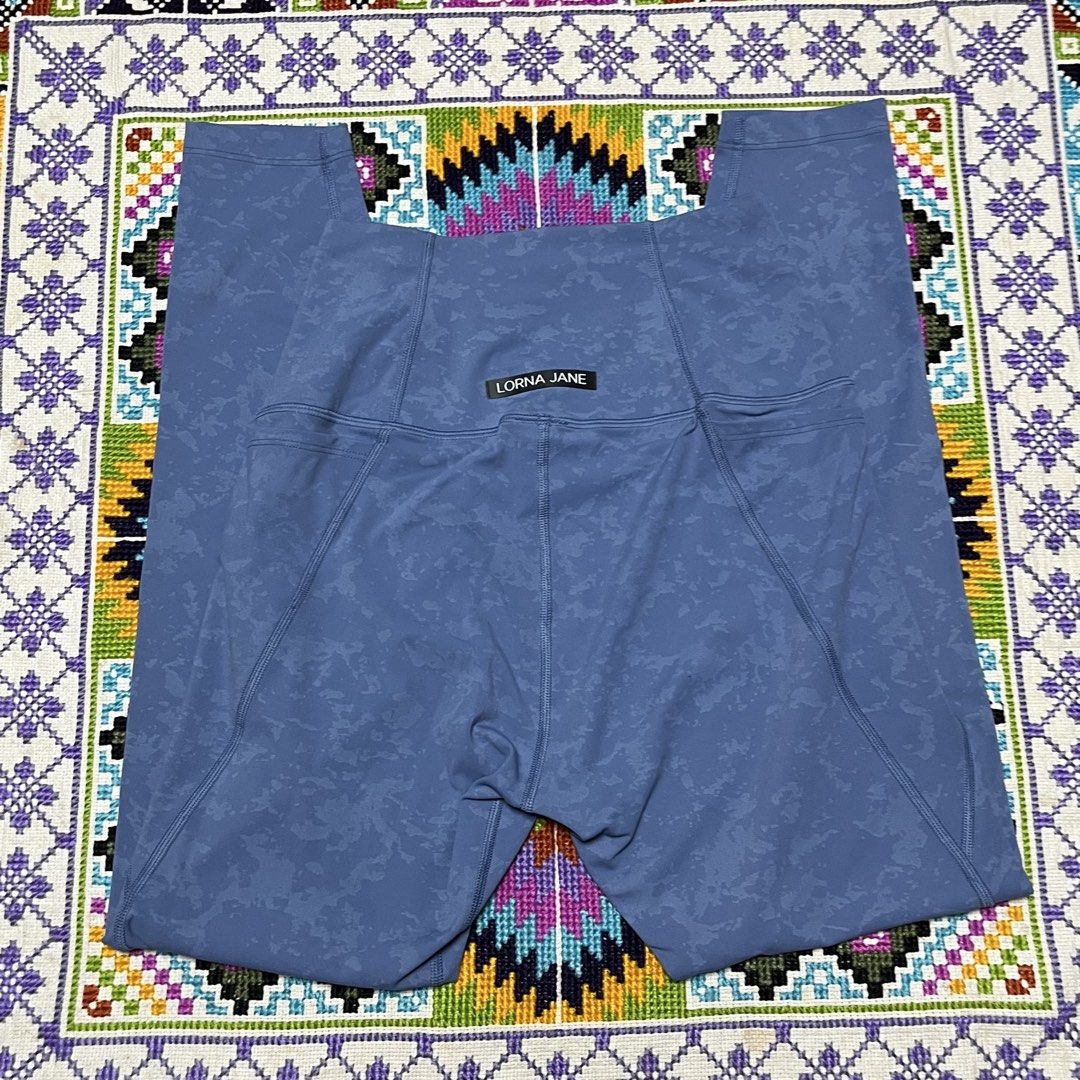 Lorna Jane Blue Active Leggings (Category: Activewear) located in Dagupan City. Submitted by vernzkee (Listing ID 1467871643, Image 3). Description: - Brand: Lorna Jane - Color: Blue with subtle pattern - Fit: High waistband with supportive stitching - Fabric: Durable athletic material - Best for: Workouts, yoga, or lounging - Condition: Clean overall Location: Dagupan City, Pangasinan MOP: Gcash, Gotyme, Maya, BDO, BPI Shipping via J&T .