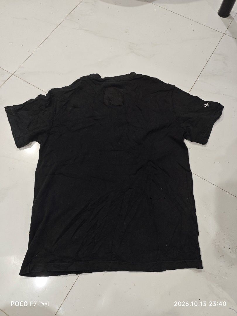Louis Vuitton (Category: Activewear) located in Mexico. Submitted by josephnuqui1980 (Listing ID 1467842702, Image 3). Description: louis vuitton t-shirt Good condition 9/10 size Xs ( fit m).