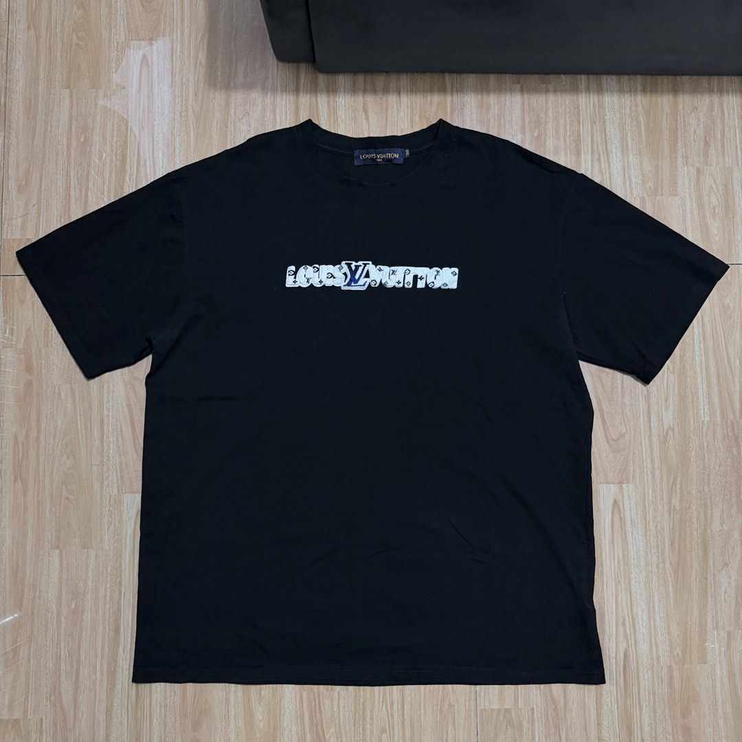 Louis Vuitton Black T-Shirt (Category: Tshirts & Polo Shirts ) located in Angeles City. Submitted by gooddealsbytey (Listing ID 1468007212, Image 1). Description: Width: 22.5 | Length: 27 Off/Legit.
