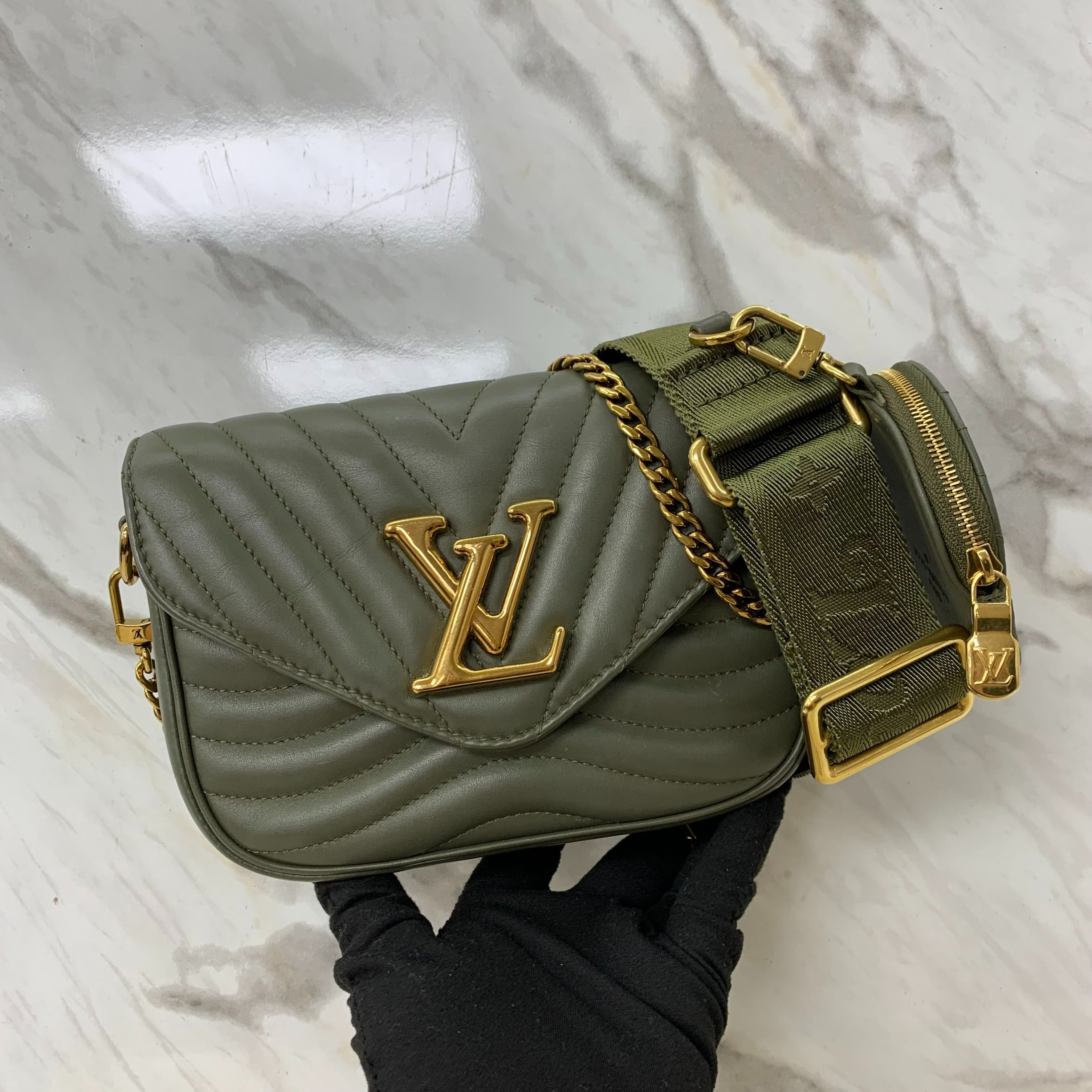 LOUIS VUITTON GREEN NEW WAVE MULTI POCHETTE SHOULDER BAG 26******1 TI ...
