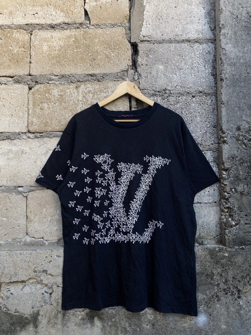 Louis Vuitton Monogram Logo (Category: Formal Shirts) located in Candaba. Submitted by dejesus.bench17 (Listing ID 1468008857, Image 1). Description: Louis Vuitton Monogram Logo Shirt -Color: Dark Blue -Condition: Excellent -Color rate: 9/10 -Issue: None -Dimes: W22 L29 -Price: 599 + ship.