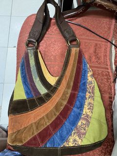 (Category: ) located in . Submitted by elmiras_closet (Listing ID 1467923758, Image 1). Description: .