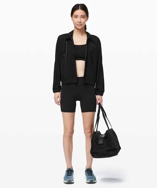 Lululemon Get Going Jacket (Category: Coats, Jackets and Outerwear) located in Leyte. Submitted by g.tmills24 (Listing ID 1467988188, Image 1). Description: Want to sell.✨ Lululemon Depth Jacket Lace Black Orig Size: 2 on tag Fits Medium to Large No issue Excellent to As New 1k free shipping Dm me💌.