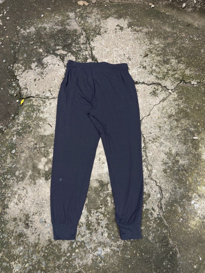 Lululemon jogger sweatpants Dot 8 (Category: Other Bottoms) located in Cavite. Submitted by abasolo_jv (Listing ID 1467857664, Image 2). Description: Good Condition 9.5/10 Color Rate Dot 8 Large need wash fresh from bale try to offer .