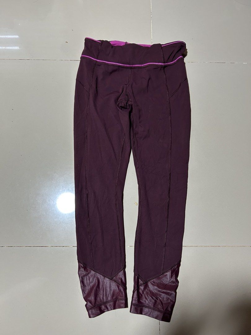 LULULEMON LEGGINGS (Category: Activewear) located in Tagoloan. Submitted by cosmictree_f69c1a (Listing ID 1467868647, Image 3). Description: PANG SABAY SHIP‼️ LULULEMON LEGGINGS SİZE - 6 WAISTLINE- 28-30(stretchable ) FLAWLESS LOC - MINDANAO📥.