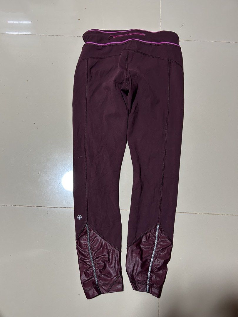 LULULEMON LEGGINGS (Category: Activewear) located in Tagoloan. Submitted by cosmictree_f69c1a (Listing ID 1467868647, Image 1). Description: PANG SABAY SHIP‼️ LULULEMON LEGGINGS SİZE - 6 WAISTLINE- 28-30(stretchable ) FLAWLESS LOC - MINDANAO📥.
