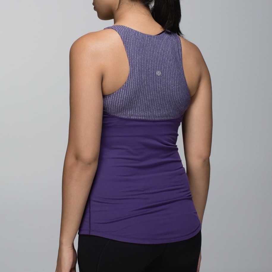 Lululemon Run: First Base Tank (Category: Activewear) located in Davao. Submitted by luxnmore_dvo (Listing ID 1467870823, Image 1). Description: NO LOWBALLING FIRST TO PAY BASIS Cut tag Fits M-L (either dot 6 or 8) No pads/padslot No issues.