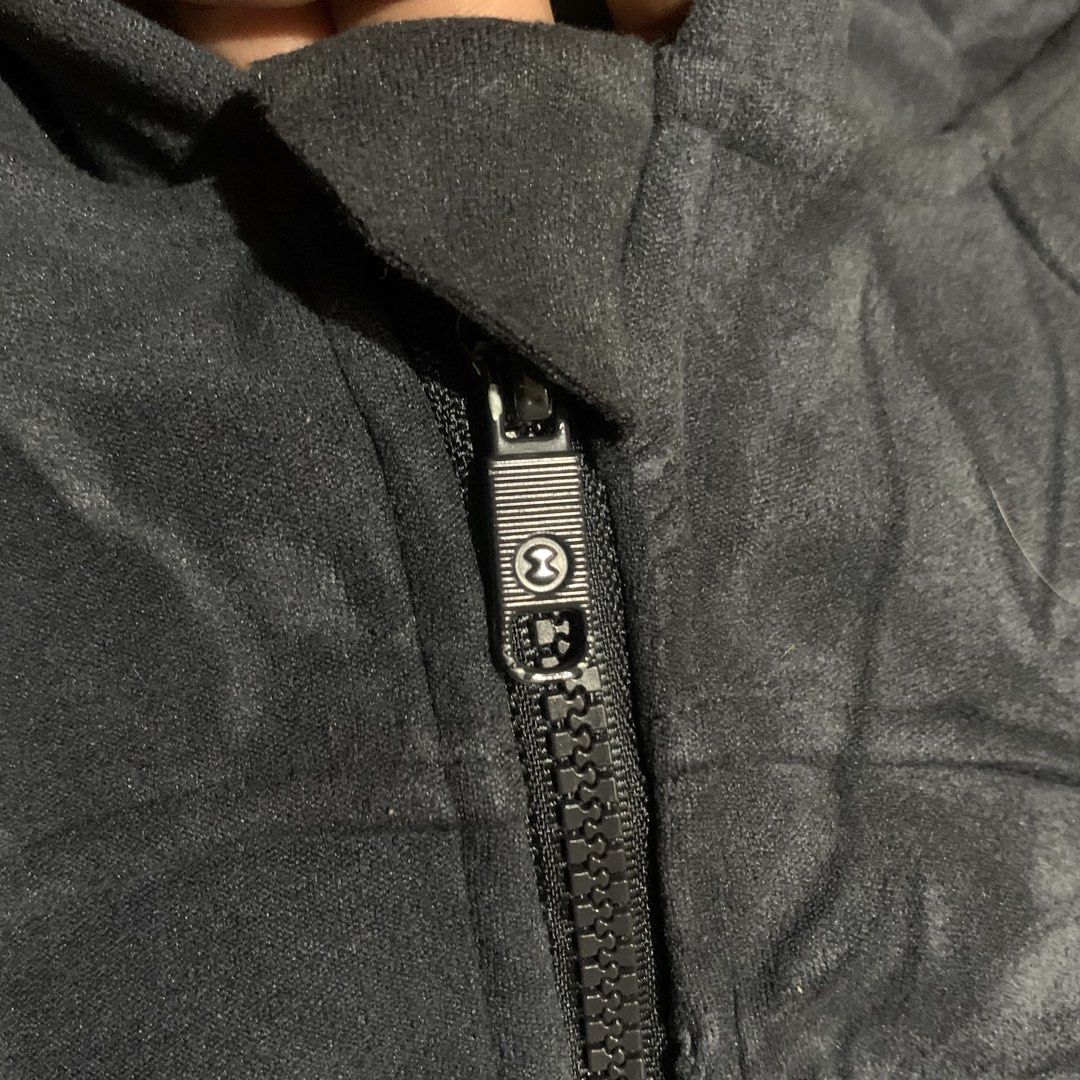 Lululemon Scuba Zip Up Hoodie (Category: Coats, Jackets and Outerwear) located in Danao, Cebu. Submitted by monri (Listing ID 1468014358, Image 2). Description: Dot 5 W18xL22 Excellent Condition Issue: cut necktag Color rate: 9/10 Fresh from bale, need wash Can ship nationwide, free shipping 📦.