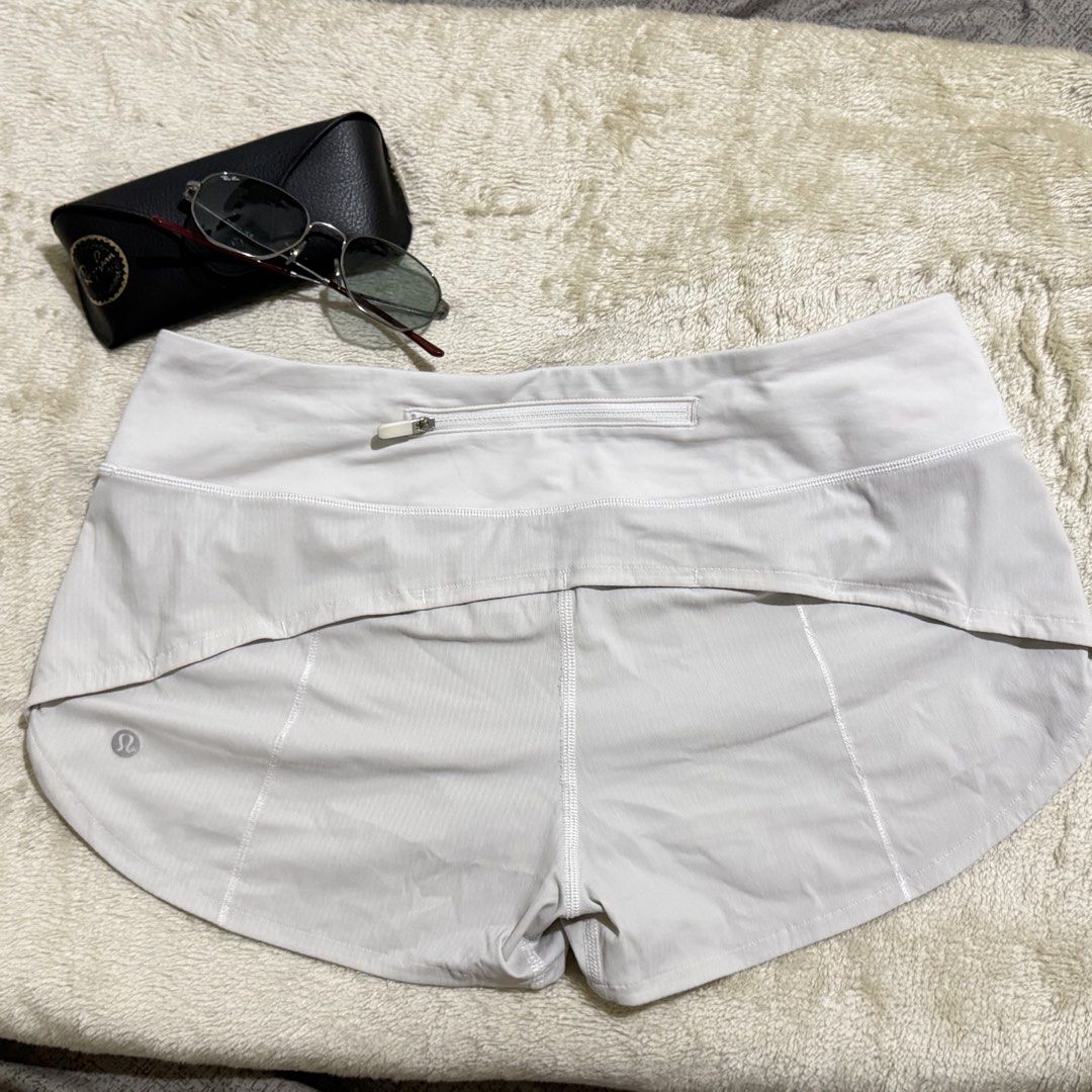 Lululemon shorts dot 6 (Category: Activewear) located in Caloocan City. Submitted by bellita_05 (Listing ID 1467983899, Image 3). Description: .