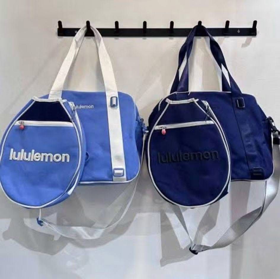 Lululemon Small-Racket and Paddle Bag (Category: Cross-body Bags) located in Manila. Submitted by btdcbagtrendsdcapul.2 (Listing ID 1467988487, Image 1). Description: .