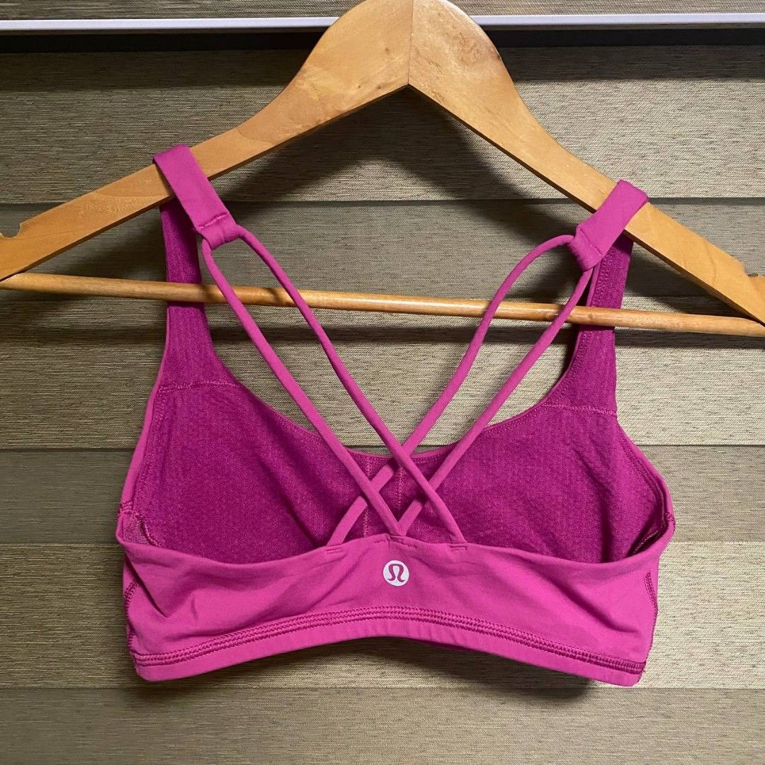 Lululemon sports bra (Category: Activewear) located in Cavite. Submitted by safehawk-c9a684 (Listing ID 1468055616, Image 1). Description: for sale Lululemon sports bra dot 4.