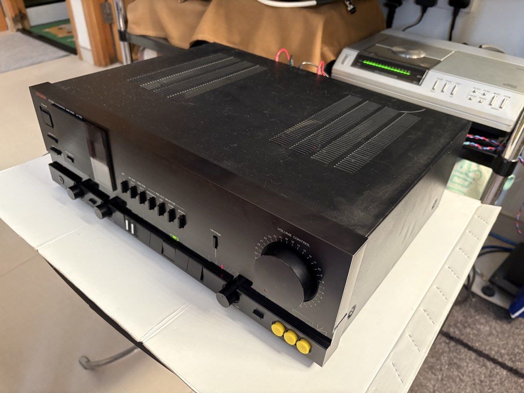 Luxman LV-105 合拼機, 音響器材, Soundbar、揚聲器、藍牙喇叭、耳擴 - Carousell