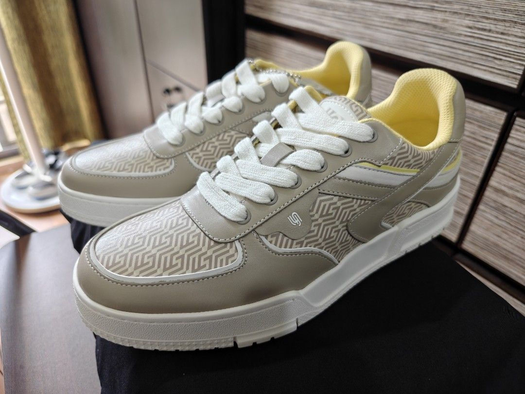 LYN Men Shoes (Thailand) (Category: Sneakers) located in Manila. Submitted by trick02 (Listing ID 1467865476, Image 1). Description: LYN Men Shoes (Thailand) From 8,599 (50% off) = 4,299 php only - Genuine leather - Wrong size (small for me) - Brand new (never used) - Beige upper featuring a stylish geometric pattern - Eye-catching bright yellow inner lining and thick white laces - Trendy and comfortable chunky white soles - Includes original bra