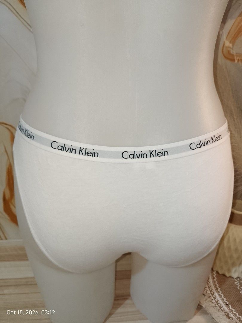M: Calvin Klein white panty with logo (Category: Undergarments & Loungewear) located in Manila. Submitted by truecrystal-1407 (Listing ID 1468046149, Image 2). Description: orig CK.