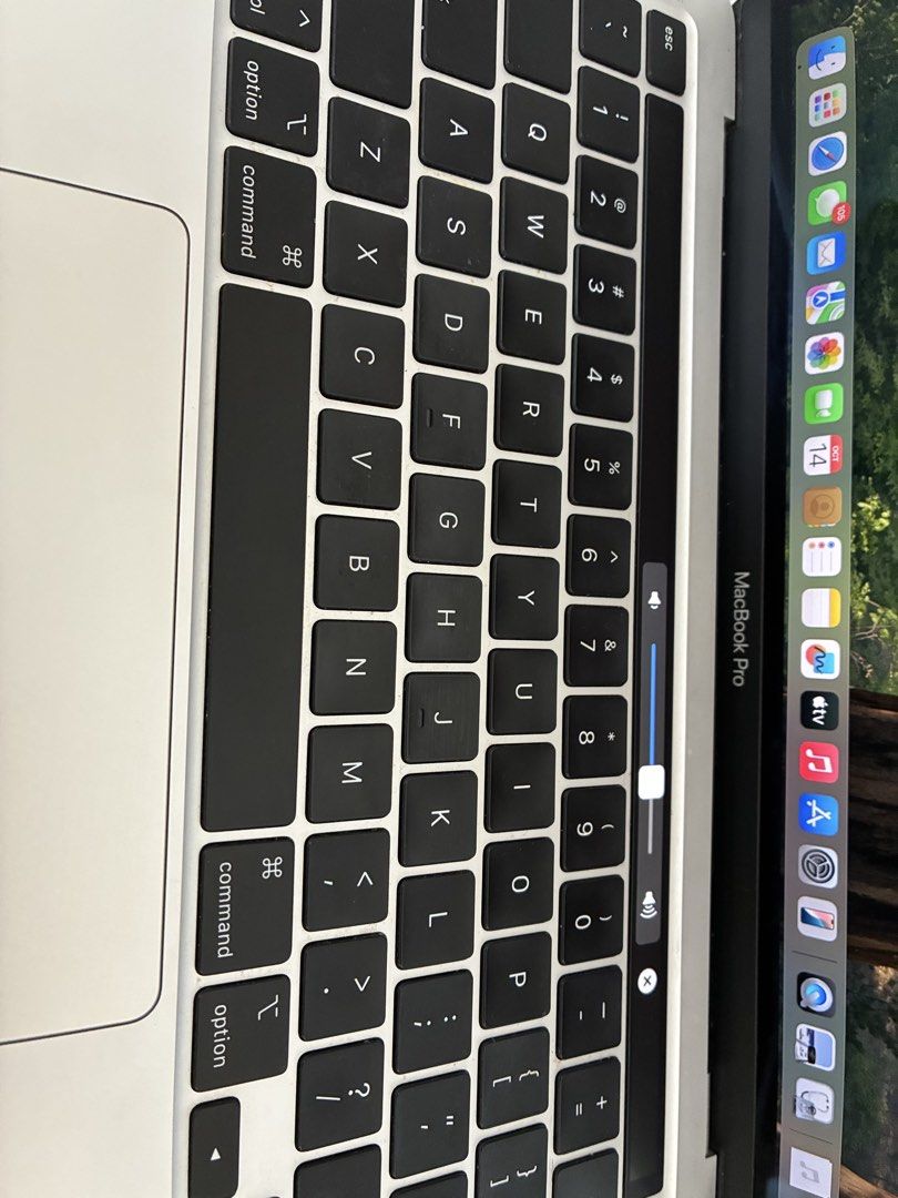 MacBook Pro 13-inch 2020 Intel Core i5 8GB RAM (Category: Laptops & Notebooks) located in Pasay City. Submitted by scarlet2k19 (Listing ID 1467891372, Image 3). Description: - Model: MacBook Pro (2020, Silver) - Display: 13-inch screen - Processor: 1.4 GHz Quad-Core Intel Core i5 - Graphics: Intel Iris Plus Graphics 645 1536 MB - Memory: 8 GB 2133 MHz LPDDR3 - OS: macOS Sequoia 15.7.9 - Condition: Minor scratches on the outer lid near the Apple l