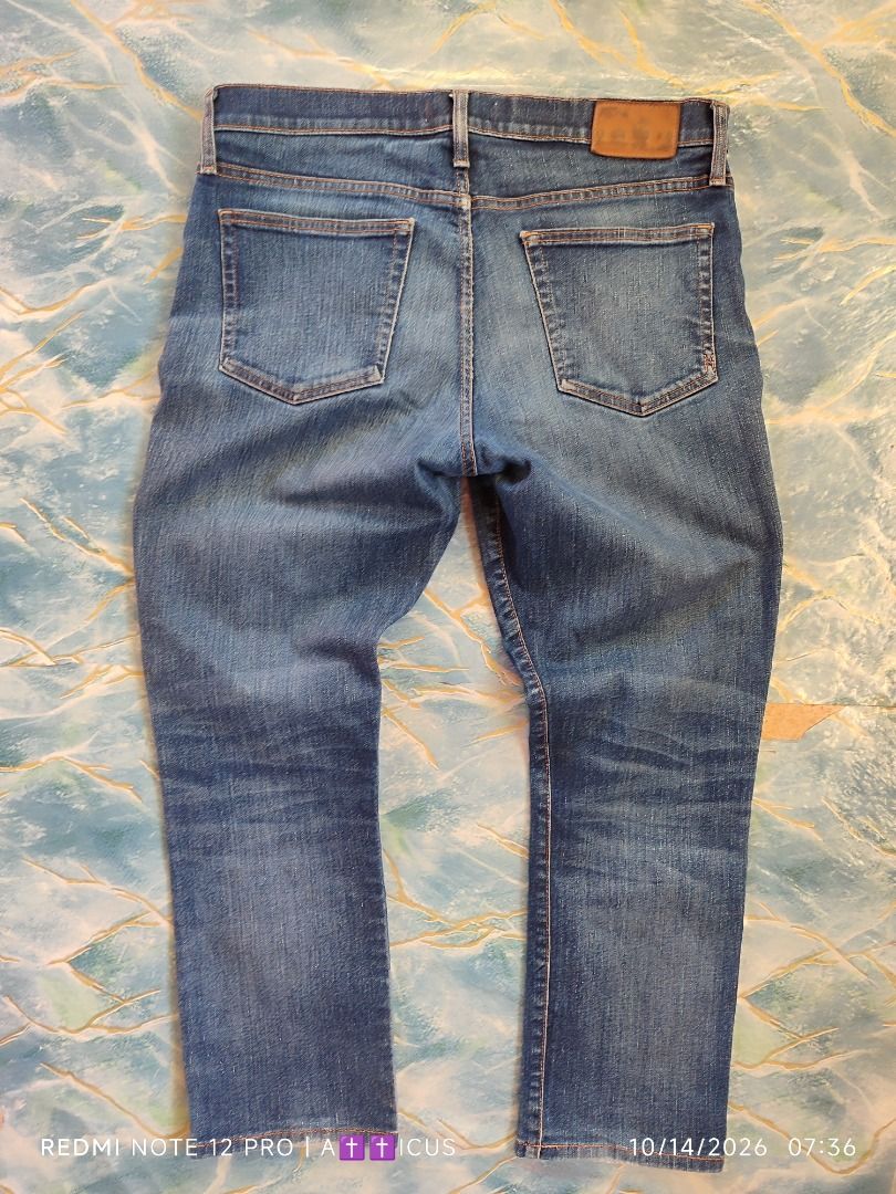 Madewell Selvedge Denim (Category: Jeans) located in Mangaldan. Submitted by lostthread (Listing ID 1467921108, Image 2). Description: Madewell Denim Stretch Faded Blue Dimes 34 x 32 .