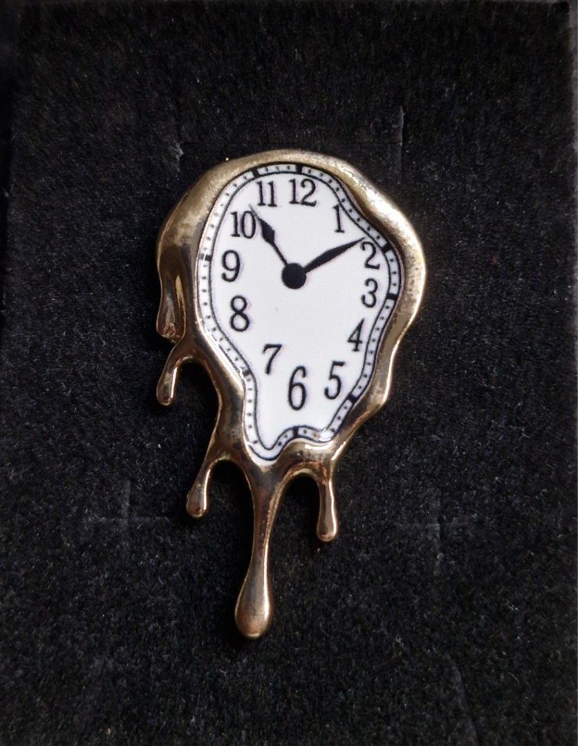 Magical Time Brooch 2 (Category: Brooches) located in Taguig. Submitted by mommaschoice (Listing ID 1467964899, Image 1). Description: Brand New Elegantly crafted design Perfect for suits and party dresses Gold-Tone finish Lightweight won't damage the fabric Ships nationwide.