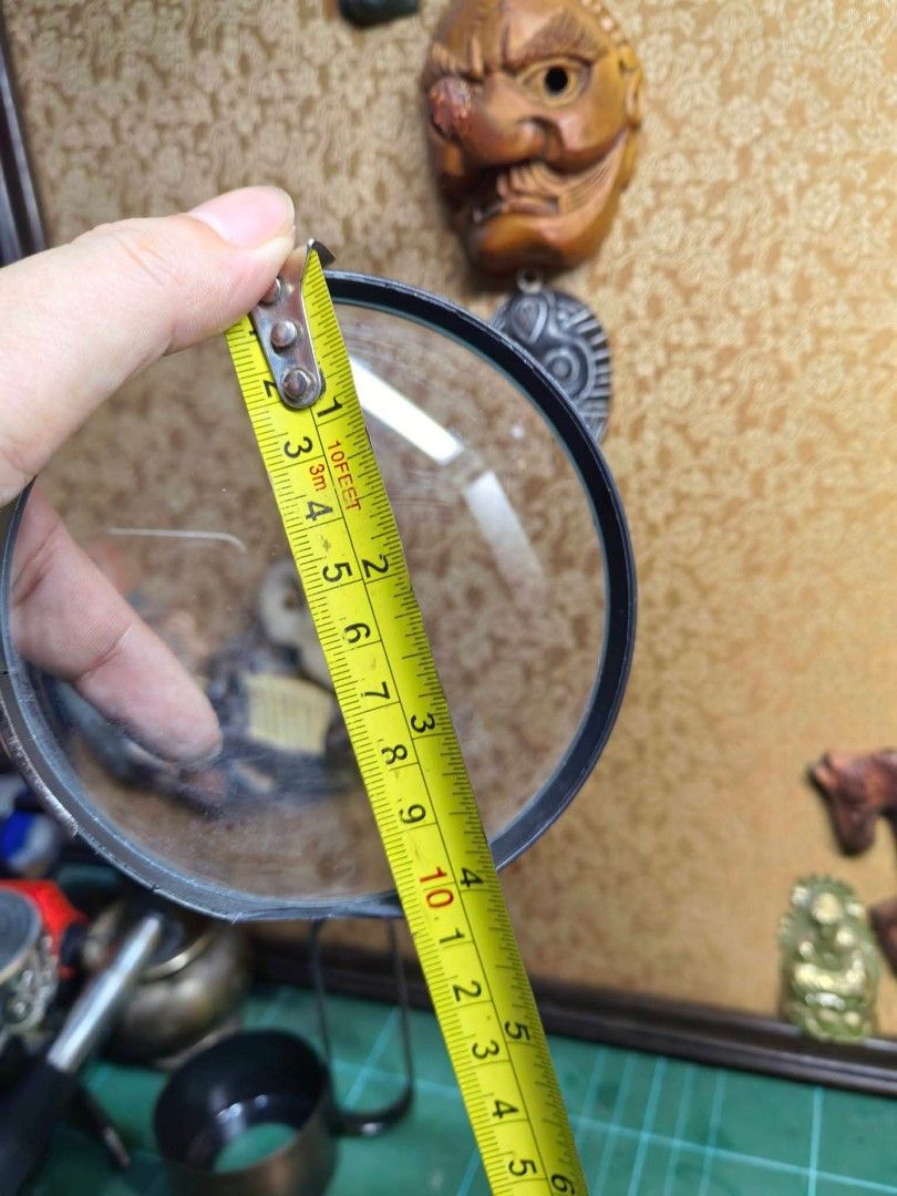 Magnifying Glass (Category: Craft Supplies & Tools) located in Cebu City. Submitted by dudes_villanueva (Listing ID 1467895605, Image 3). Description: Magnifying Glass Handle & Casing: Plastic In good condition as is where is see all pics..