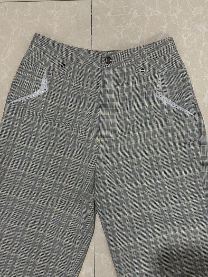 MANSATE Checkered Trouser Pants (size 25-27) (Category: Other Bottoms) located in Cavite. Submitted by gigi3175 (Listing ID 1467908979, Image 3). Description: .
