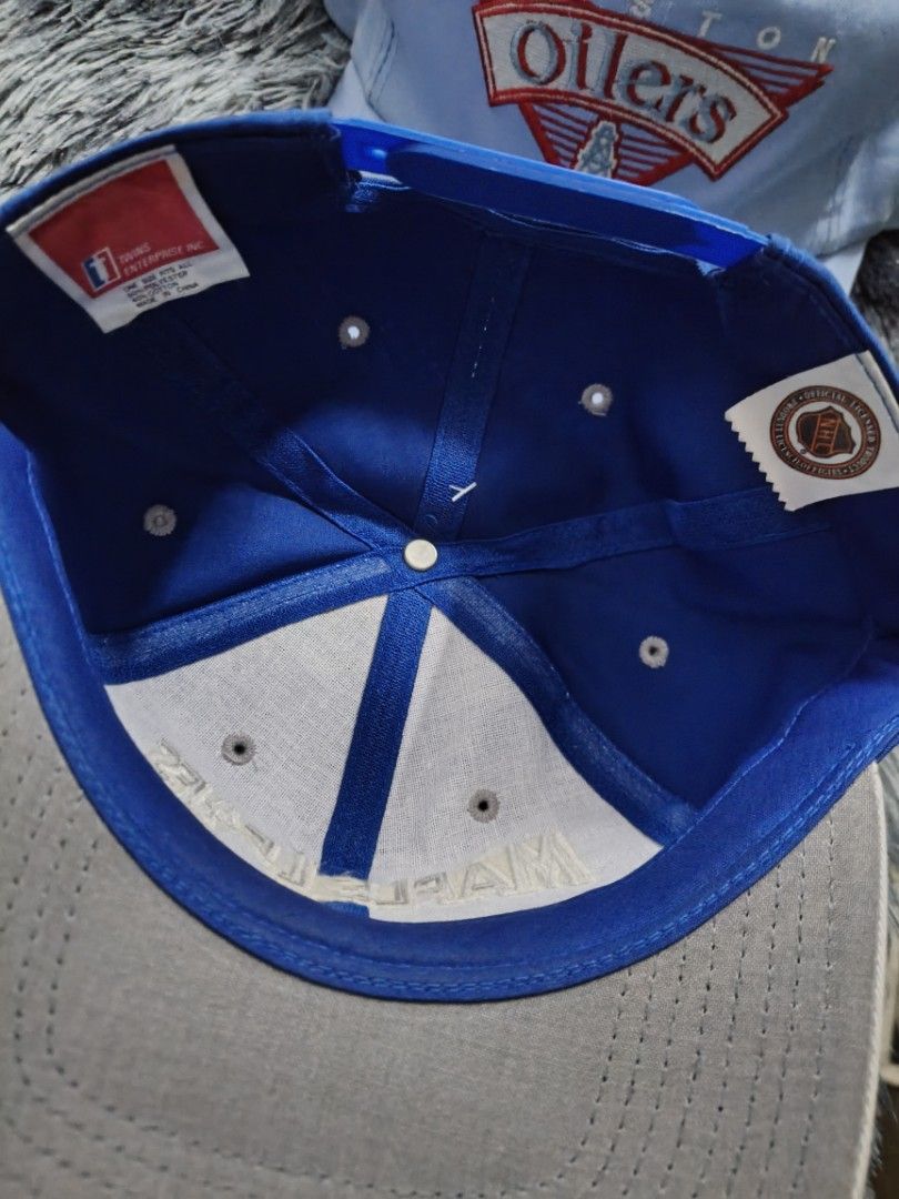 Maple Leaf by The Twins (Category: Caps & Hats) located in Manila. Submitted by royal_maj.one (Listing ID 1467974096, Image 3). Description: No Issue 💯 DM for Sure Taker ( Negotiable ).