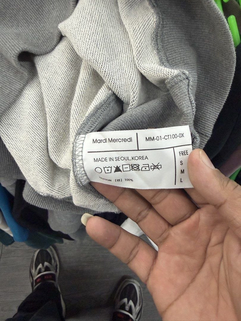 Mardi Mercredi Grey Dachshund Sweatshirt (Category: Longsleeves) located in Lipa City. Submitted by cokelight11 (Listing ID 1468054416, Image 3). Description: Mardi Mercredi Style: Crewneck sweatshirt in grey with iconic black dachshund Material: 100% premium heavyweight cotton Fit: Boxy (24x25) Condition: Excellent quality Perfect for casual and everyday outfits.