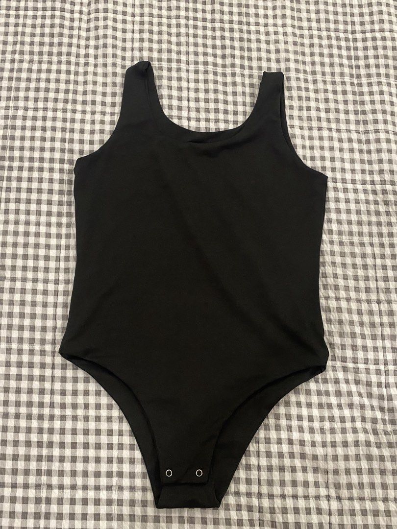 Maria & Mary Black Bodysuit XL (Category: Sleeveless) located in Bacolor. Submitted by dwnmxn (Listing ID 1467889982, Image 1). Description: Brand: Maria & Mary Size: XL Color: Black - Tank top scoop neck bodysuit with snap buttons at the bottom - Fabric is stretchy, soft, and comfortable.