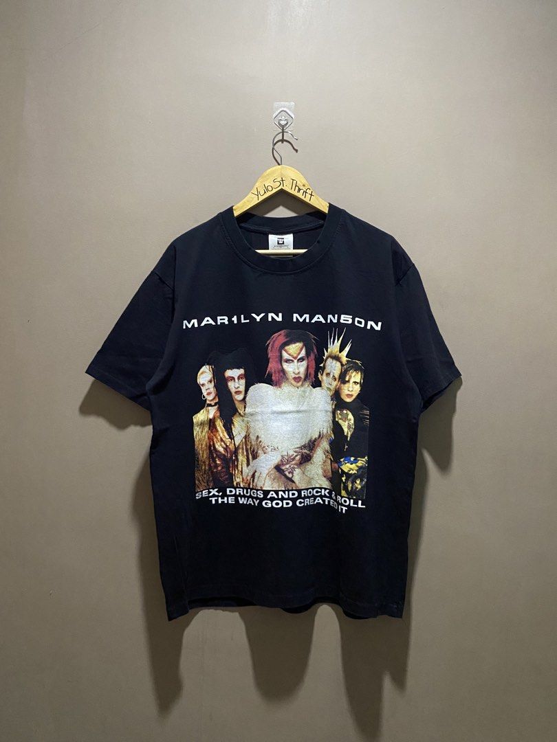 Marilyn Manson (Category: Tshirts & Polo Shirts ) located in Iloilo. Submitted by yulostreet.thrift (Listing ID 1467984304, Image 1). Description: Marilyn Manson ‘98 tour tee Size XL on winterland tags Complete tags 23Wx28L Best fit XL Features a mega print both on the front & back, back print features the “Rock is dead ‘97 tour” and the locations. 9.7/10 CR Excellent condition.