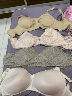 (Category: ) located in . Submitted by bikercheek (Listing ID 1467944965, Image 1). Description: .