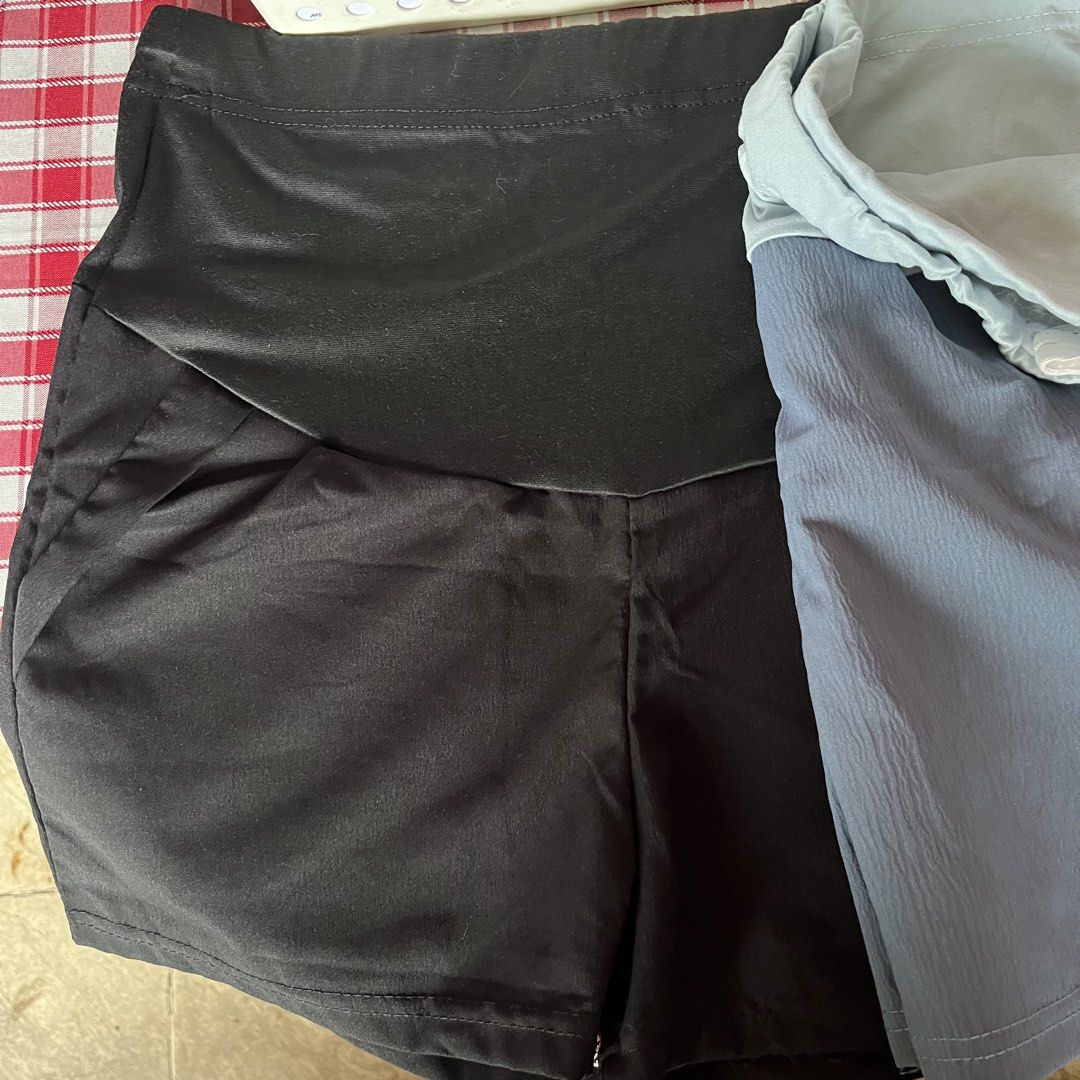 maternity shorts (Category: Maternity wear) located in Quezon City. Submitted by dressingroombylech (Listing ID 1467844861, Image 2). Description: 160 for 2 pcs na.