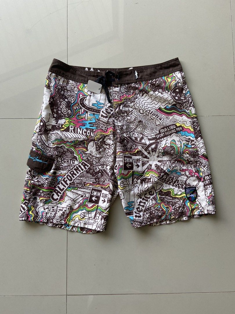 Maui and Sons Surf Short (Category: Activewear) located in Panabo. Submitted by thrifty.red (Listing ID 1467885704, Image 1). Description: width:36 length:22 opening:12.5 Excellent Condition.