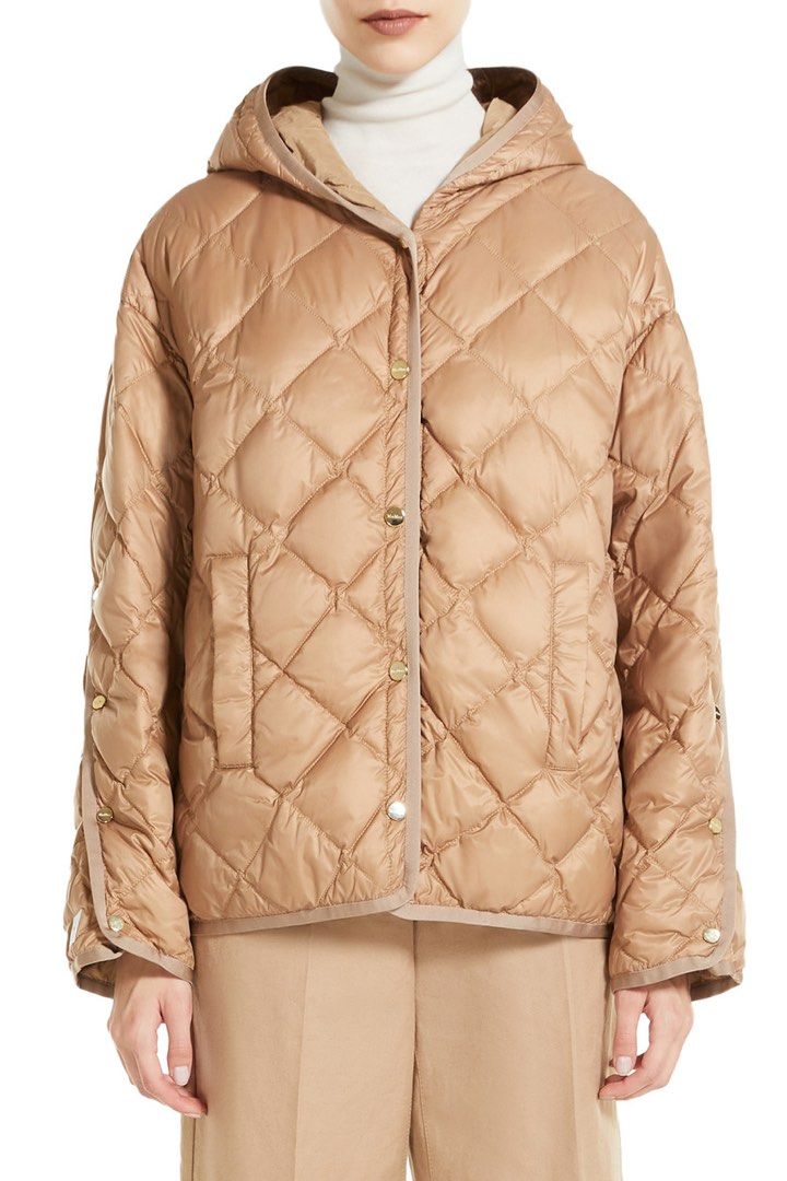 Max Mara The Cube Bisoft Quilted Down Puffer Jacket (Category: Coats, Jackets and Outerwear) located in Mandaluyong City. Submitted by fellas_ph (Listing ID 1467928574, Image 1). Description: Excellent condition No issues Good as new! Size M-L 21.5" Width 24" Length 20" Shoulders 20" Sleeve Length.