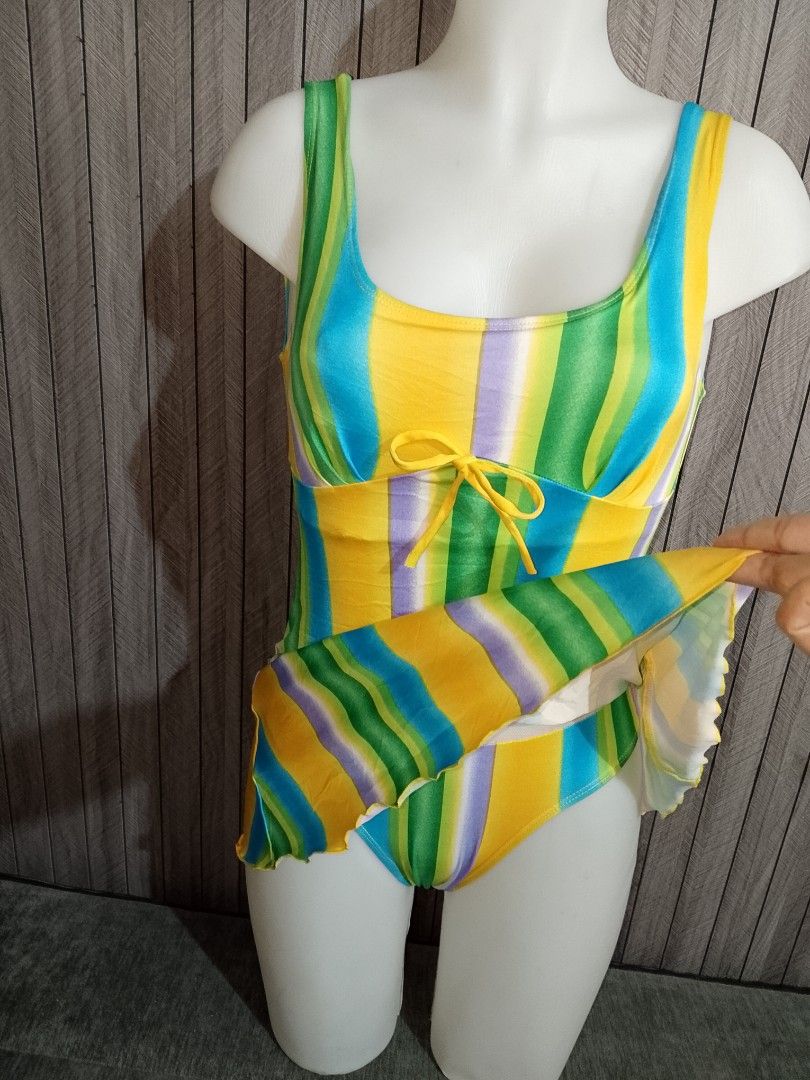 Medium DRESS SWIMWISUIT (Category: Bikinis & Swimsuits) located in Manila. Submitted by truecrystal-1407 (Listing ID 1467843962, Image 1). Description: .