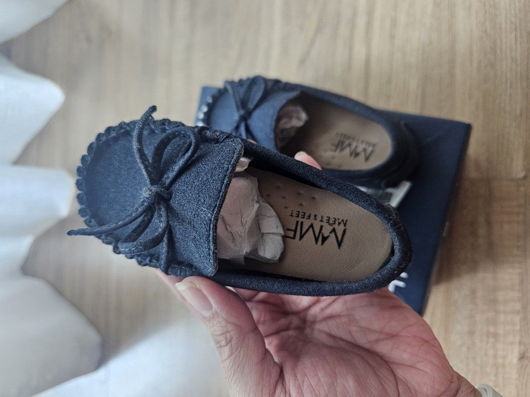 Meet My Feet Loafers (Category: Babies & Kids Fashion) located in Makati City. Submitted by remajada (Listing ID 1467888900, Image 3). Description: Meet My Feet Infant Shoes for boys size 20.