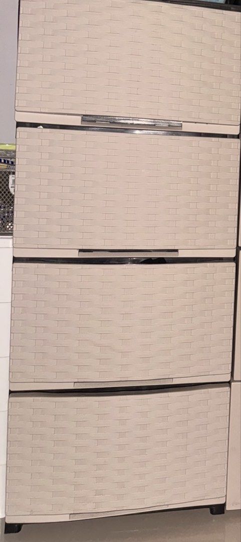 Megabox drawer cabinet (Category: Shelves, Cabinets & Racks) located in Pasay City. Submitted by annythingz28 (Listing ID 1467886055, Image 1). Description: Original price is 1,099 RFS : Need bigger cabibet.