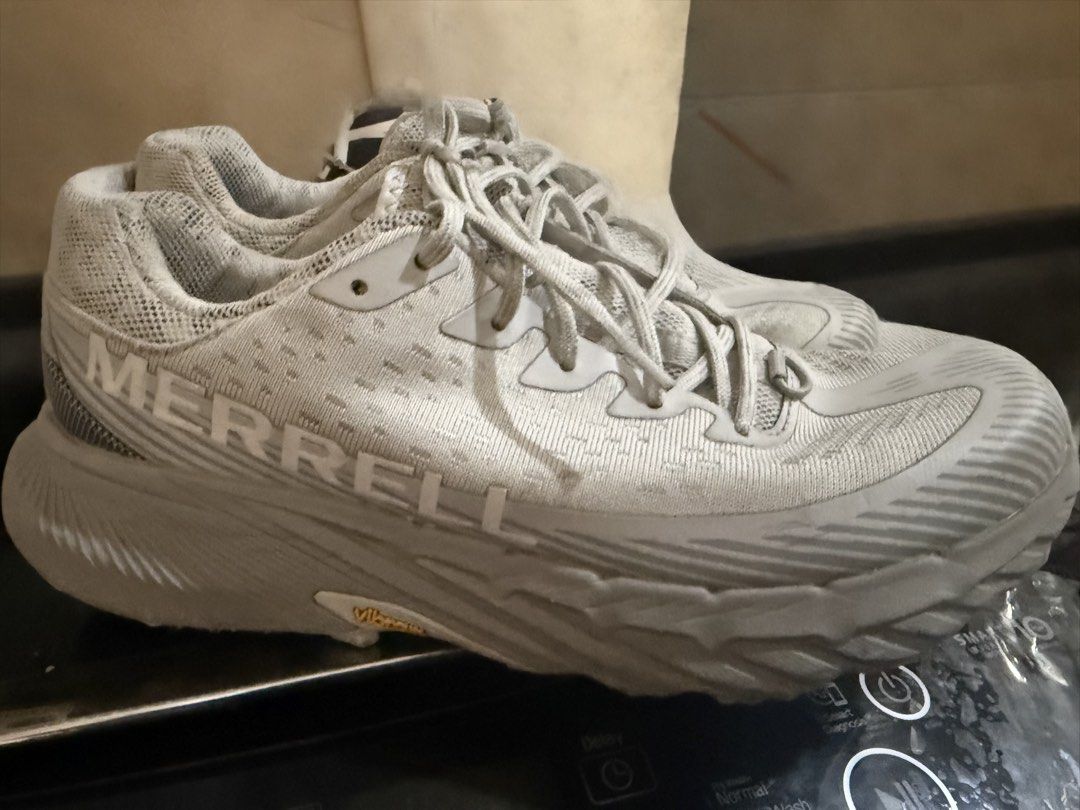 Merrel Agility Peak 5 cloud trail shoes (Category: Casual Shoes) located in Quezon City. Submitted by kashbags (Listing ID 1467957041, Image 1). Description: Merrell Agility Peak 5 – Size US 9 Women | ₱4,000 Selling my Merrell Agility Peak 5 in white/gray! 🤍🏔️ ✨ Details: * Brand: Merrell * Model: Agility Peak 5 * Size: US 9 Women * Color: White/Gray * Condition: Like new – used only once for hiking at Mt. Ulap. Hike was not completed. * Price: 