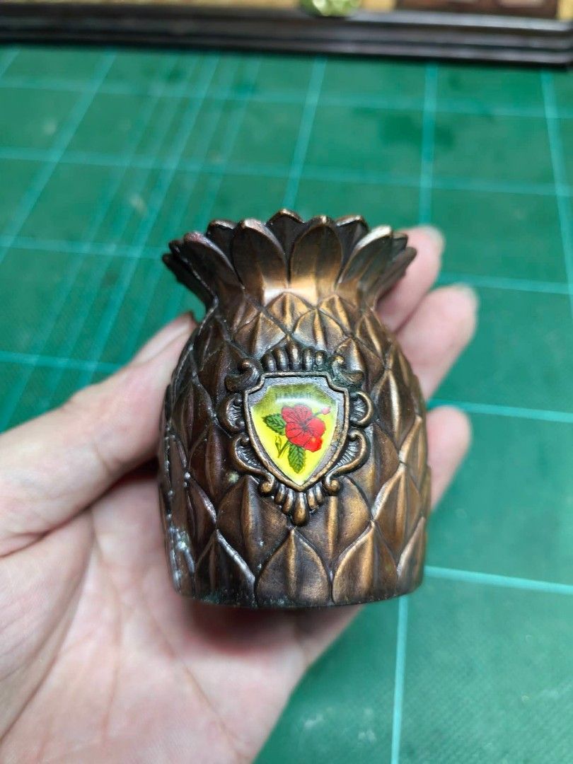 Metal Toothpick Holder (Category: Other Kitchenware & Tableware) located in Cebu City. Submitted by dudes_villanueva (Listing ID 1467894123, Image 2). Description: Metal Toothpick Holder Material: Heavy metallic bronze/copper finish In good condition as is where is see all pics..