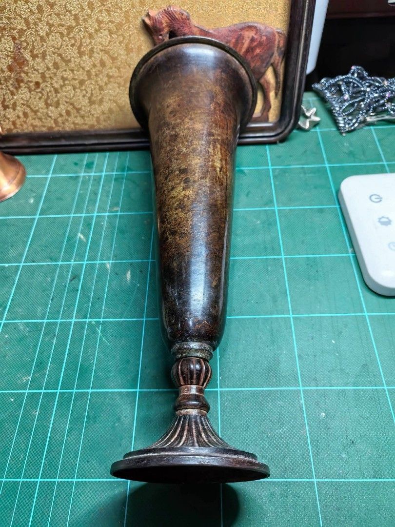Metal Vase (Category: Vases & Decorative Bowls) located in Cebu City. Submitted by dudes_villanueva (Listing ID 1467891630, Image 2). Description: Metal Trumpet-form Vase In good condition as is where is see all pics. Size: Height 11in x Diameter 4in.