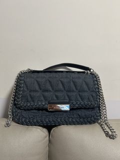 （分類：）位於 。 由 estherkwok913 提交（商品編號 1467995227，圖片 1）。簡介： 。