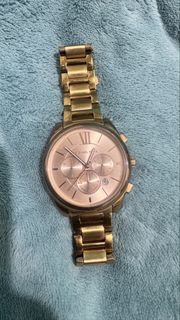(Category: ) located in . Submitted by chiechie.567 (Listing ID 1467992031, Image 1). Description: .
