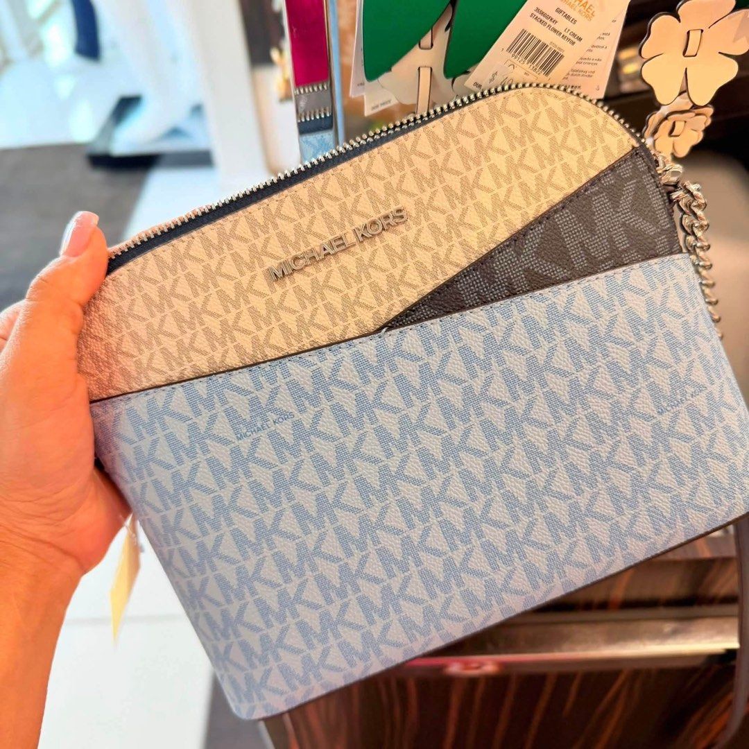 Michael Kors Dome Crossbody Bag (Category: Cross-body Bags) located in Tarlac. Submitted by twin8dresserr (Listing ID 1468052012, Image 3). Description: Onhand Pinas Michael Kors Crossbody Bag Multi-color chain - Brand new and original P4,650.