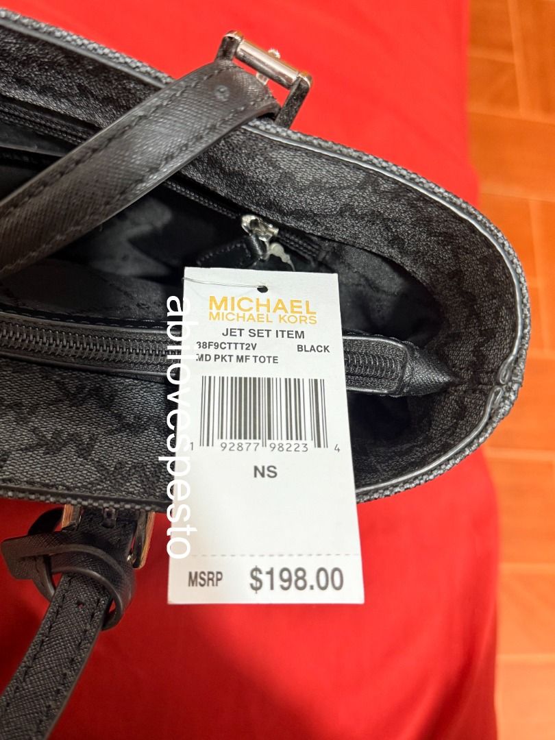 Michael Kors Medium Pocket Multi-Function Tote (Category: Luxury Bags & Wallets) located in Quezon City. Submitted by abipdejarme (Listing ID 1467929166, Image 2). Description: .