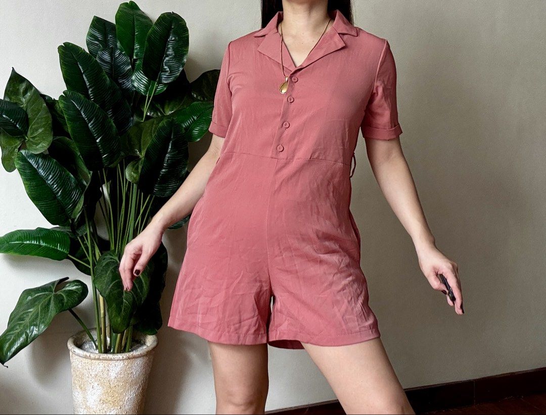 MILL STUDIO Pink Short Sleeve Button-Down Romper,s to m (Category: Rompers) located in Mandaluyong City. Submitted by roxieeeeeee (Listing ID 1468032840, Image 1). Description: ✅ Like new condition ✅ Ships 1 day after payment ✅ Please allow 1 day for preparation (wash, dry, iron) Items are ready to wear upon arrival ✅ Payment cut-off: 11 AM for next-day shipping ✅ No rush shipping available ✅ Shipping via J&T or Lalamove ✅ Mode of payment: BPI or