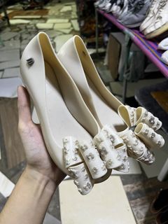 (Category: ) located in . Submitted by leehanfinds (Listing ID 1468054129, Image 1). Description: .