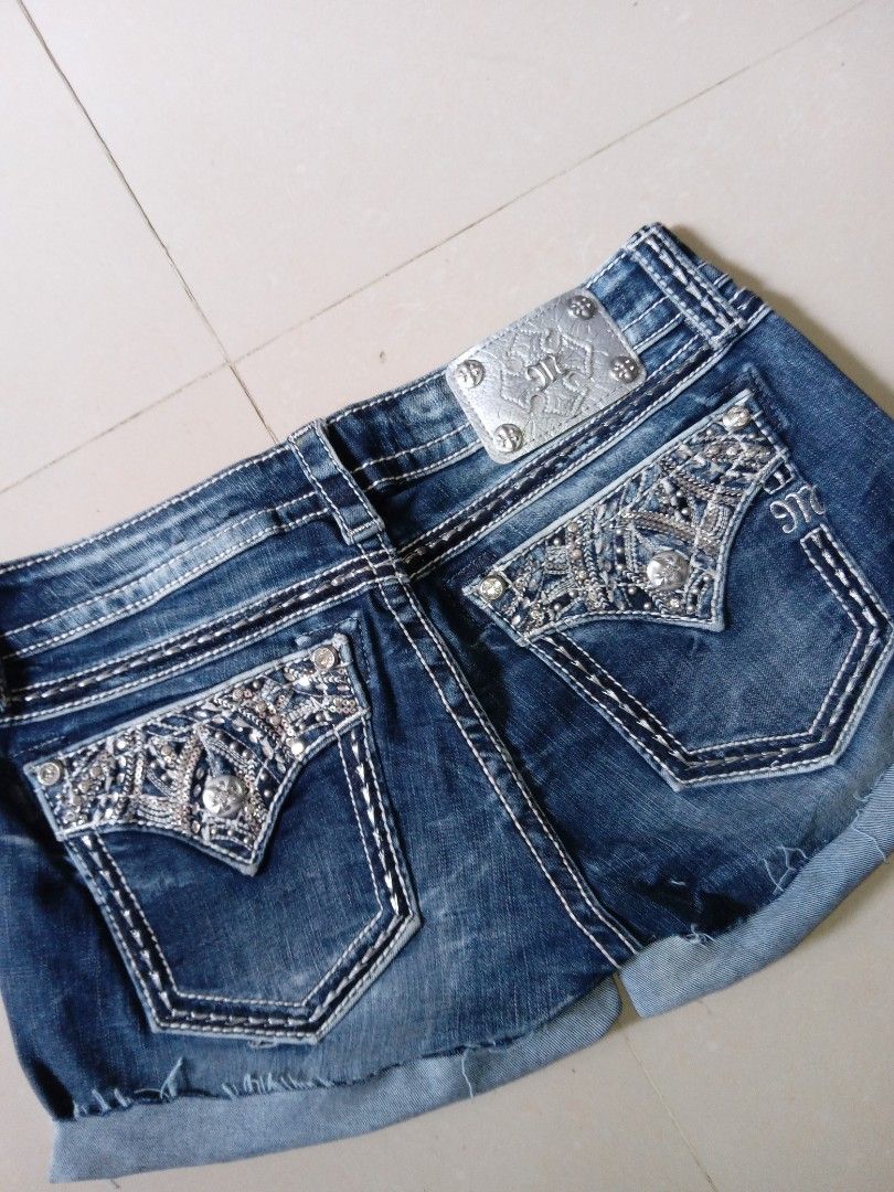 Miss me short (Category: Shorts) located in Akbar. Submitted by bethlehema07352 (Listing ID 1467856125, Image 3). Description: .
