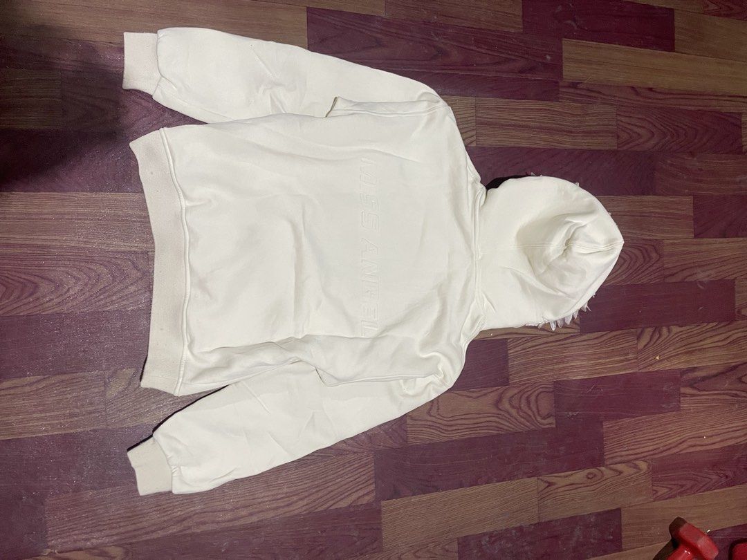 miss sixty hoodie (Category: Coats, Jackets and Outerwear) located in Alabel. Submitted by rynz_ (Listing ID 1467936085, Image 2). Description: wings design on hood.