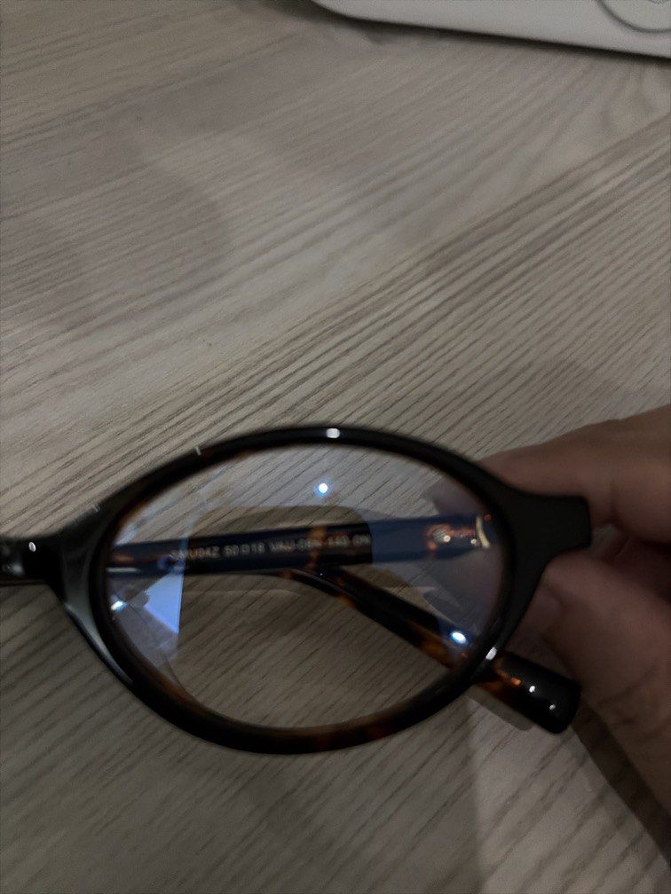Miu Miu Tortoiseshell Oval Eyeglasses (Category: Sunglasses & Eyewear) located in Las Pinas. Submitted by sc.moo04 (Listing ID 1467162320, Image 3). Description: - no case.