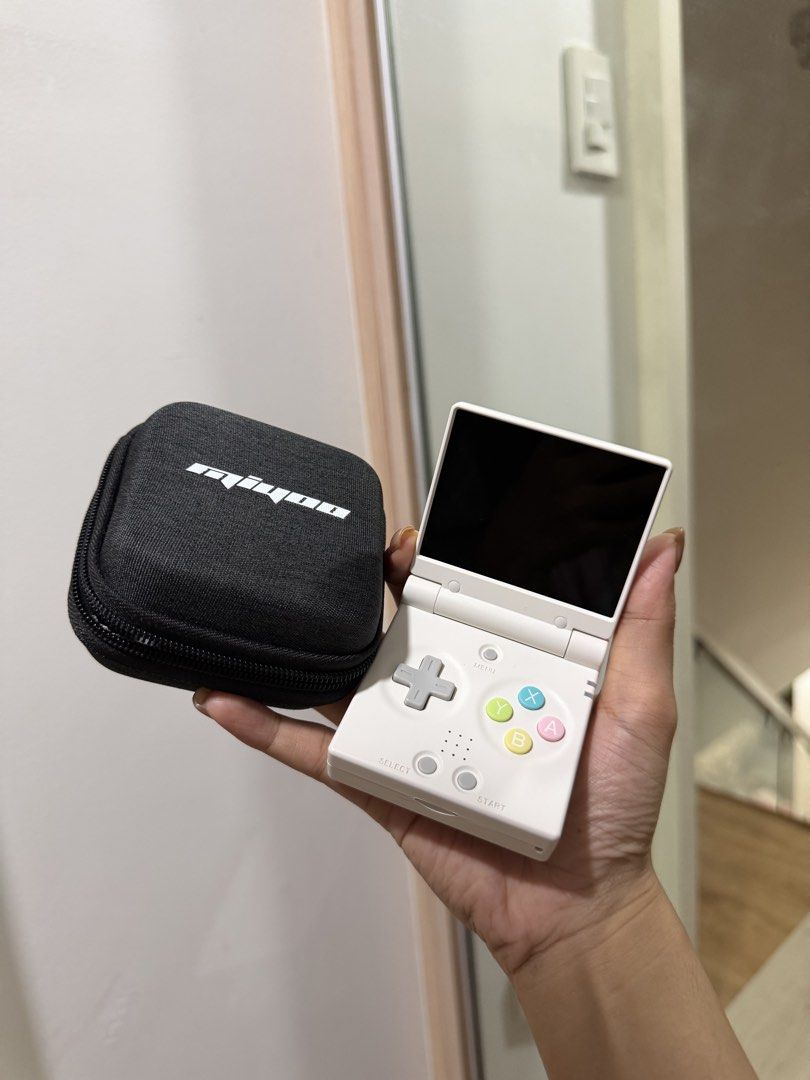 Miyoo mini flip retro console (Category: Others) located in Manila. Submitted by mamaansshop (Listing ID 1467972719, Image 1). Description: .