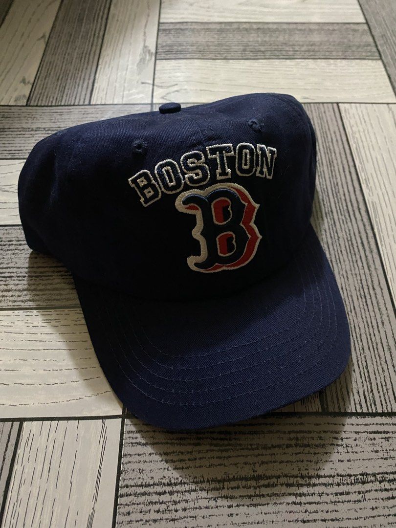 MLB Boston Red Sox Navy Blue Cap (Category: Caps & Hats) located in Manila. Submitted by hattearss (Listing ID 1467985945, Image 1). Description: Dm📥.